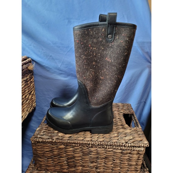 UGG Women's Stefana Waterproof Rubber Boot Black Size 6 Tall - Picture 3 of 16